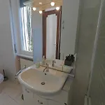 Botanic Garden Apartment *