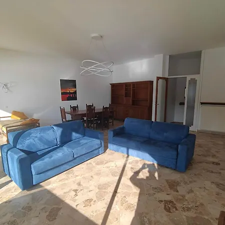 Botanic Garden アパート